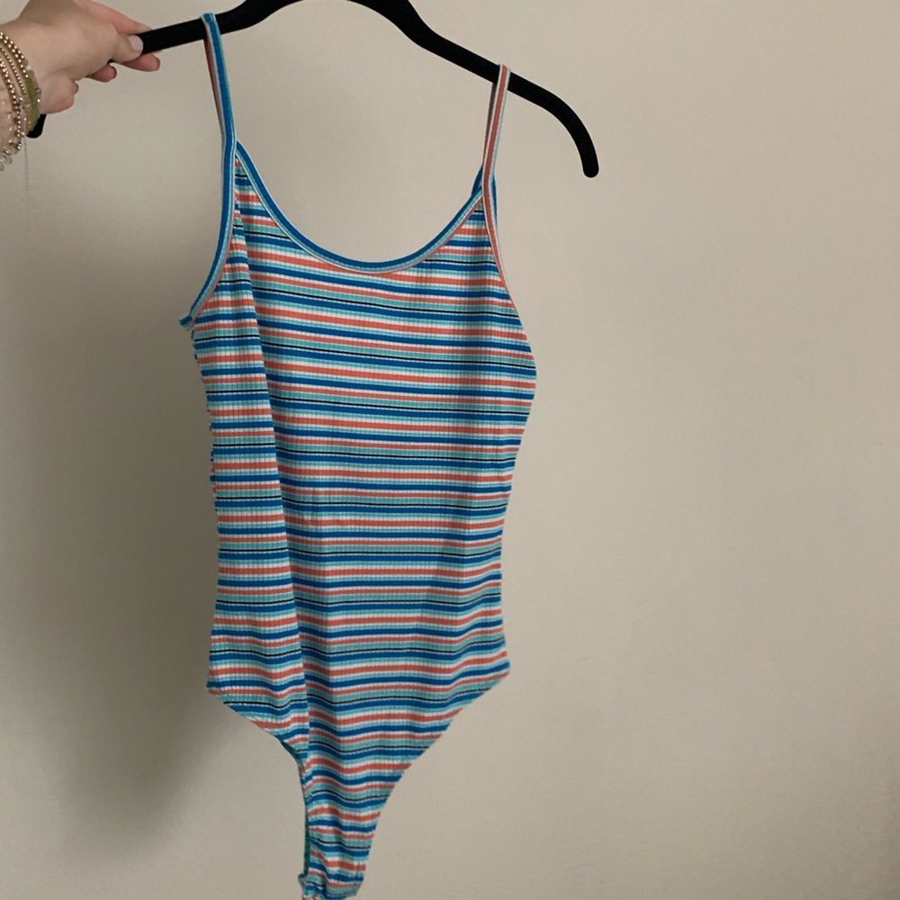 Cuuute scoop back bodysuit
